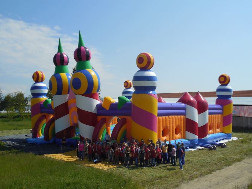 Common-People-Bouncy-Castle